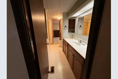 N750 Golf Road #05, Prairie Du Sac, WI 53578 - Photo 18