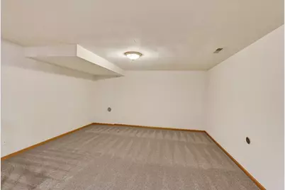 888 Chalfont Drive, Sun Prairie, WI 53590 - Photo 36