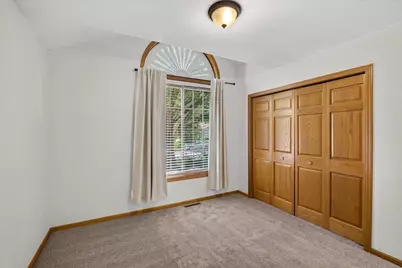 888 Chalfont Drive, Sun Prairie, WI 53590 - Photo 32