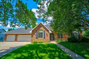 888 Chalfont Dr, Sun Prairie, WI 53590 - Photo 64