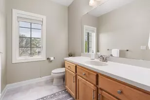5639 Old Oak Dr, Fitchburg, WI 53711 - Photo 36