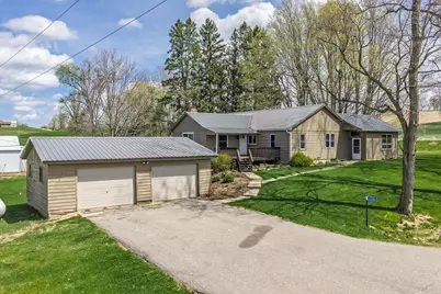E5386 County Rd. V, Reedsburg, WI 53959 - Photo 2