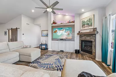 1354 N Pine Street, Sun Prairie, WI 53590 - Photo 10