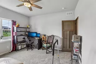 1354 N Pine St, Sun Prairie, WI 53590 - Photo 26