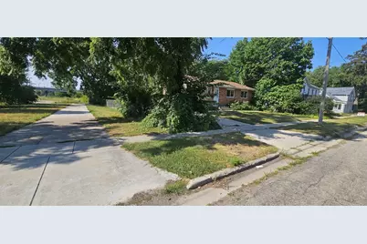 208 W Candise Street, Jefferson, WI 53549 - Photo 10