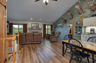 13541 Beloit Newark Rd, Brodhead, WI 53520 - Photo 6