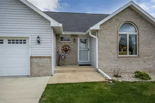 13541 Beloit Newark Rd, Brodhead, WI 53520 - Photo 4