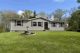 11530 Brandherm Rd, Beloit, WI 53511 - Photo 1