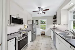 3533 Heather Crest, Madison, WI 53705 - Photo 8