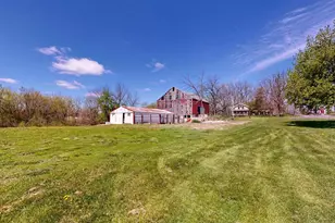 N2312 County Rd J, Fort Atkinson, WI 53538 - Photo 34