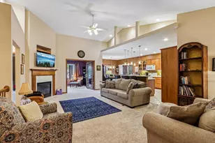 3133 Collingwood Dr, Sun Prairie, WI 53590 - Photo 2