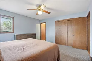 418 Oakridge Dr, Portage, WI 53901 - Photo 24
