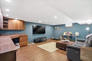 418 Oakridge Dr, Portage, WI 53901 - Photo 20