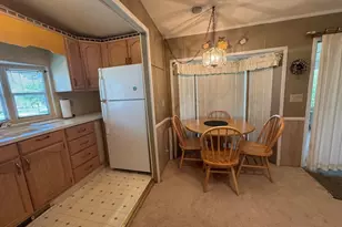 424 Skyline Dr, Edgerton, WI 53534 - Photo 8