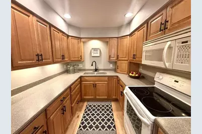120 Glenview Court, Janesville, WI 53548 - Photo 20
