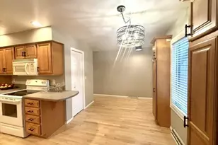 120 Glenview Ct, Janesville, WI 53548 - Photo 18