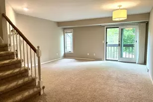 120 Glenview Ct, Janesville, WI 53548 - Photo 8