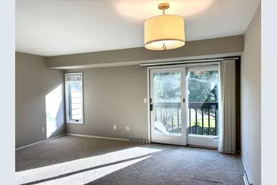 120 Glenview Court, Janesville, WI 53548 - Photo 6