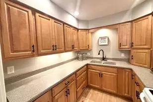 120 Glenview Ct, Janesville, WI 53548 - Photo 14