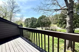 120 Glenview Ct, Janesville, WI 53548 - Photo 8