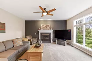 1242 McMahon Dr, Sun Prairie, WI 53590 - Photo 24
