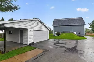 6059 Portage Rd, DeForest, WI 53532 - Photo 46