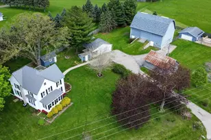 6059 Portage Rd, DeForest, WI 53532 - Photo 2