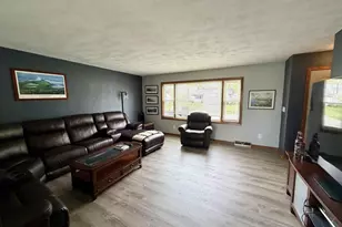 452 Williams St, Columbus, WI 53925 - Photo 16