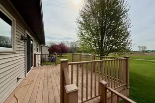 452 Williams St, Columbus, WI 53925 - Photo 4