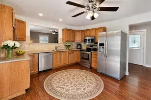 838 Somerset Dr, Janesville, WI 53546 - Photo 16