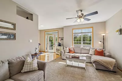 6426 Maywick Drive, Madison, WI 53718 - Photo 6