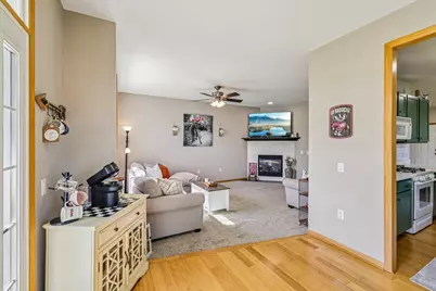 6426 Maywick Drive, Madison, WI 53718 - Photo 8