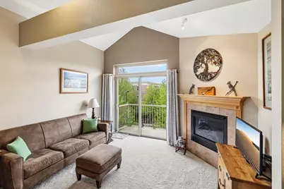 955 Liberty Boulevard #301, Sun Prairie, WI 53590 - Photo 6