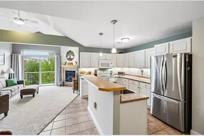 955 Liberty Boulevard #301, Sun Prairie, WI 53590 - Photo 14