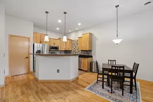 9368 Old Sauk Rd, Middleton, WI 53562 - Photo 8