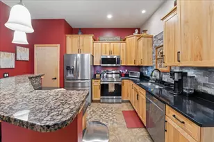 9368 Old Sauk Rd, Middleton, WI 53562 - Photo 12