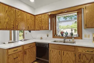 421 Patrick Ave, Waunakee, WI 53597 - Photo 8