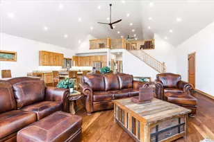 1128 Grand Pines Cir, Dell Prairie, WI 53965 - Photo 4