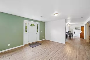 517 Highland Dr, Baraboo, WI 53913 - Photo 6