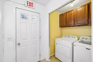 517 Highland Dr, Baraboo, WI 53913 - Photo 16