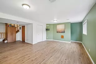 517 Highland Dr, Baraboo, WI 53913 - Photo 8
