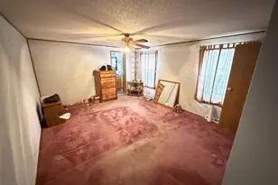 611 Opal Cir, Lannon, WI 53046 - Photo 8