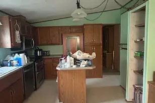 611 Opal Cir, Lannon, WI 53046 - Photo 6