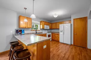 4313 Hey Jude Ln, Madison, WI 53718 - Photo 10