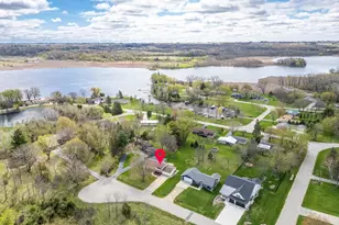 W869 Summit Ct, Green Lake, WI 54941 - Photo 4