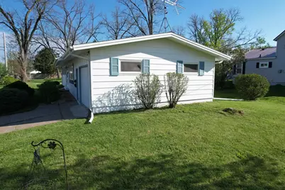 725 Lancaster Street, Platteville,  53818 - Photo 6