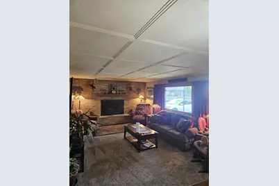 134 E Goodland Street, Sun Prairie, WI 53590 - Photo 6