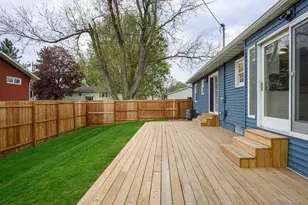 206 4th St, Belleville, WI 53508 - Photo 6