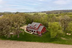 470 York Center Rd, Waterloo, WI 53594 - Photo 2