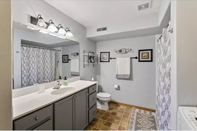 5320 Congress Avenue #4, Madison, WI 53718 - Photo 6